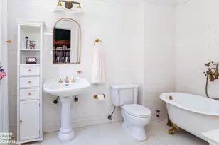 193 Waverly Pl, New York City, NY 10014 - Photo 8