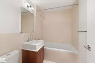 181 Clermont Ave, New York City, NY 11205 - Photo 6