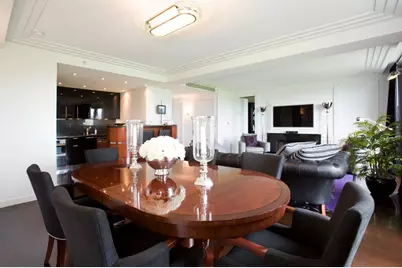 160 Central Park S #1005, New York City, NY 10019 - Photo 2