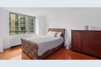 455 Main Street #4K, New York City, NY 10044 - Photo 16