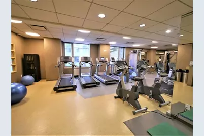 455 Main Street #4K, New York, NY 10044 - Photo 12