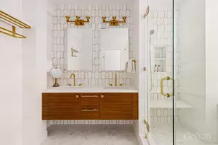 135 W 79th St, New York City, NY 10024 - Photo 8