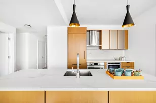 420 E 54th St, New York City, NY 10022 - Photo 4