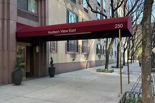 250 S End Ave, New York City, NY 10280 - Photo 10