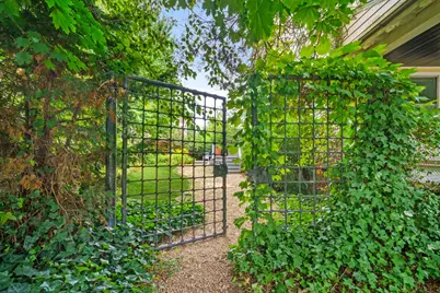 209 Argyle Road #HOUSE, New York City, NY 11218 - Photo 2