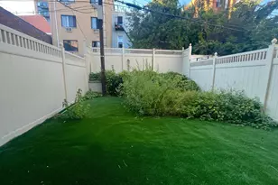 107A Suydam St, New York City, NY 11221 - Photo 10