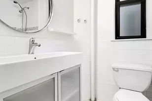 58 W 105th St, New York City, NY 10025 - Photo 8