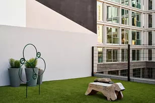 547 W 47th St, New York City, NY 10036 - Photo 16