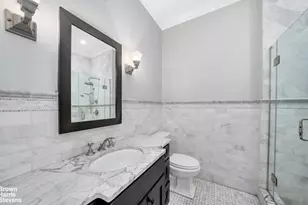 24 W 70th St, New York City, NY 10023 - Photo 10