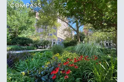 32 Gramercy Park S #10G, New York City, NY 10003 - Photo 10