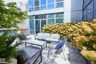 310 W 52nd St, New York City, NY 10019 - Photo 12
