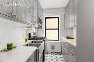 227 E 57th St, New York City, NY 10022 - Photo 2