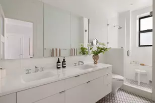 251 W 89th St, New York City, NY 10024 - Photo 16