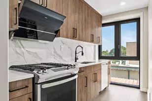 1546 Broadway, New York City, NY 11221 - Photo 2