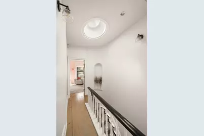 422 E 84th Street, New York City, NY 10028 - Photo 16