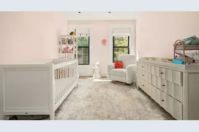 422 E 84th Street, New York City, NY 10028 - Photo 18