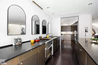 42 Downing Street, New York City, NY 10014 - Photo 4