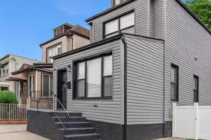 1173 E 43rd St, New York City, NY 11210 - Photo 14