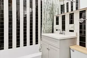 324 W 88th St, New York City, NY 10024 - Photo 8