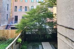 324 W 88th St, New York City, NY 10024 - Photo 10