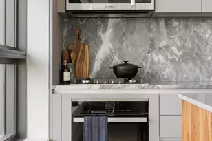 547 W 47th St, New York City, NY 10036 - Photo 6