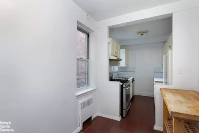 640 W 231st Street #5D, New York City, NY 10463 - Photo 6