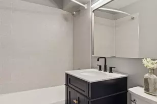 225 E 57th St, New York City, NY 10022 - Photo 4