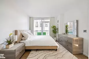 350 W 53rd St, New York City, NY 10019 - Photo 4