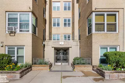 360 Cabrini Boulevard #3J, New York City, NY 10034 - Photo 1
