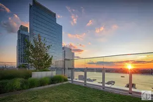 550 W 45th St, New York City, NY 10036 - Photo 6