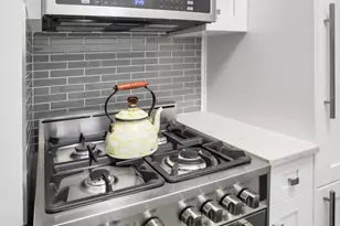 44 W 62nd St, New York City, NY 10023 - Photo 10