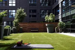 547 W 47th St, New York City, NY 10036 - Photo 32
