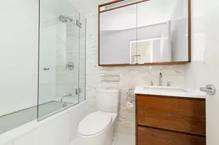 301 W 53rd St, New York City, NY 10019 - Photo 8