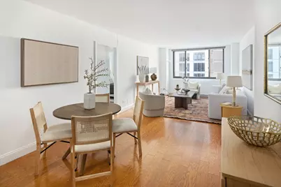 2025 Broadway #5C, New York City, NY 10023 - Photo 2
