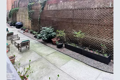 210 E 73rd Street #1E, New York City, NY 10021 - Photo 12