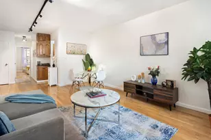 320 E 35th St, New York City, NY 10016 - Photo 2