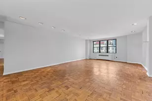 301 E 48th St, New York City, NY 10017 - Photo 2