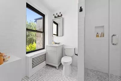 323 5th Avenue, New York City, NY 11215 - Photo 6