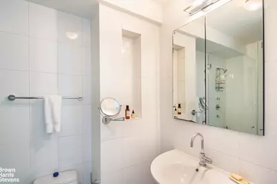 425 E 58th Street #34G, New York City, NY 10022 - Photo 6