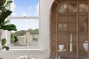 39 Plaza St W, New York City, NY 11217 - Photo 2