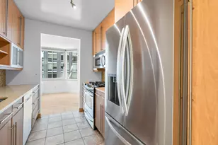 201 W 72nd St, New York City, NY 10023 - Photo 6