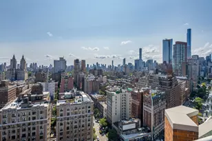 201 W 72nd St, New York City, NY 10023 - Photo 28