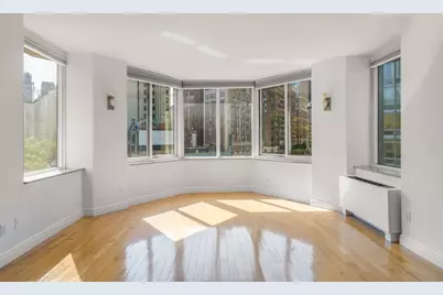 201 W 72nd Street #5A, New York City, NY 10023 - Photo 2