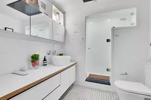 334 Grand St, New York City, NY 10002 - Photo 26