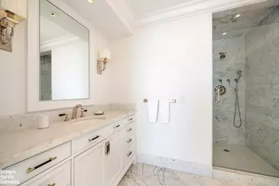 895 Park Avenue #PH16/1718A, New York City, NY 10075 - Photo 24