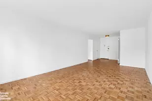 525 E 82nd St, New York City, NY 10028 - Photo 8