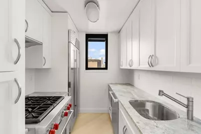 330 E 38th Street #40E, New York City, NY 10016 - Photo 12