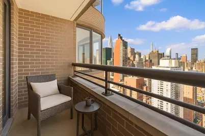 330 E 38th Street #40E, New York City, NY 10016 - Photo 10