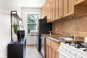585 W 214th St, New York City, NY 10034 - Photo 2