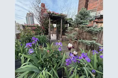 401 E 74th Street #10E, New York City, NY 10021 - Photo 14